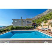 Family friendly apartments with a swimming pool Lokva Rogoznica, Omis - 16429