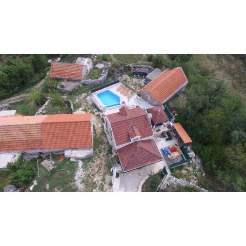 Family friendly house with a swimming pool Zupa Srednja, Zagora - 18369