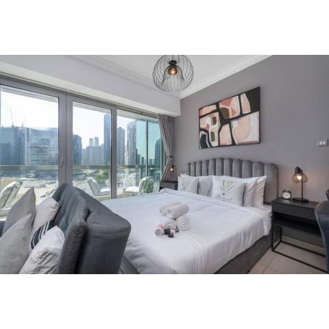 Fancy Studio Apartment Near Burj Khalifa, Downtown