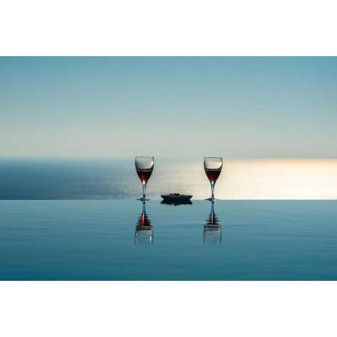 Fantastic Kalkan Villa with heated infinity pool & amazing sea views