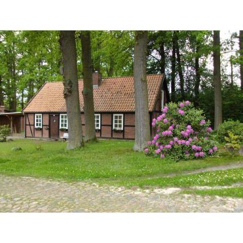 Ferienhaus im Fachwerkstil mit Sauna und Garten