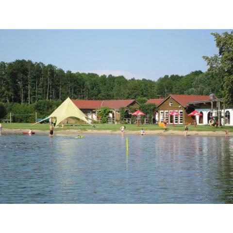 Ferienhaus in Hohenlychen mit Grill, Terrasse und Garten