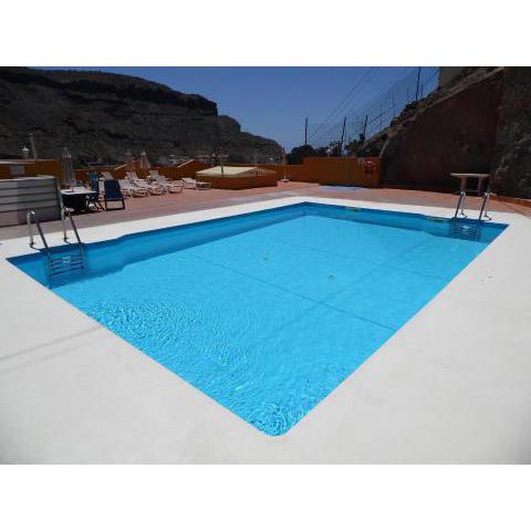 Filin 14 Spacious 3 Bedroom apartment Heated Rooftop Pool Fast Wifi