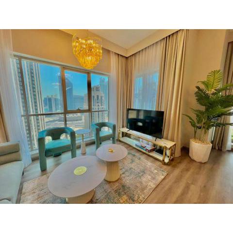 FIRST CLASS 2BR with Burj Khalifa & Downtown view