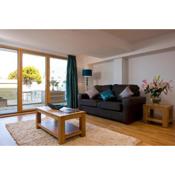 Fistral Beach Garden Apartment 3