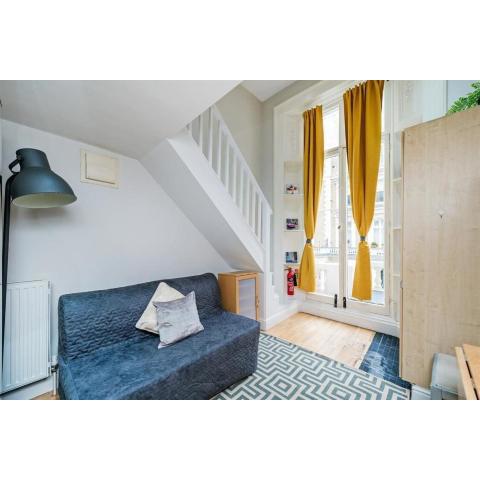 Flat w/ terrace in Notting Hill