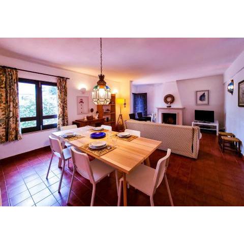 FLH Monte Gordo Family Flat with Terrace