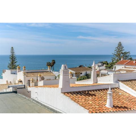 FLH Praia da Luz Apartment with Balcony