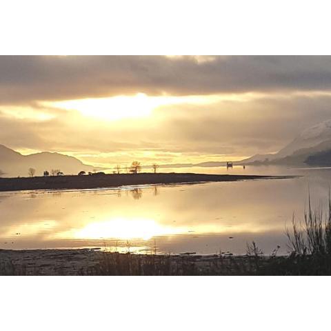 Fort William loft on shore front with amazing views