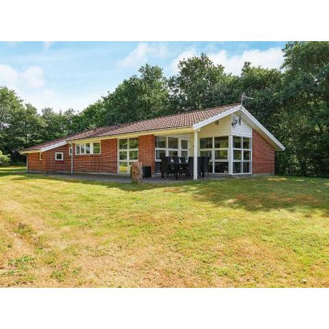 Four-Bedroom Holiday home in Oksbøl 18