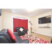 Four Bedroom Townhouse 12 Minutes Walk to Excel Exhibition Centre