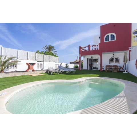 Galera Beach Villa Tierra- Lobos Island Sea View, Private Pool, BBQ & Wifi by Amazzzing Travel