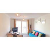 Garland Modern Apartment Tilbury with Parking