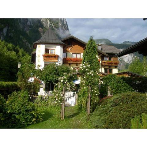 Gasthof Pension Hirlatz