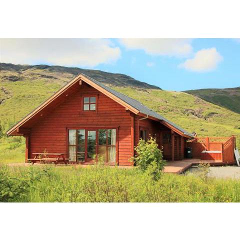 Geysir - Modern Log Cabin