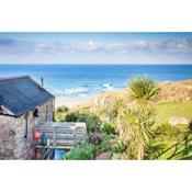 Girl Annie, Cornish Cottage With Superb Sea Views & Garden, By Beach