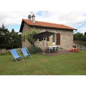 Gîte Lantriac, 3 pièces, 4 personnes - FR-1-582-78