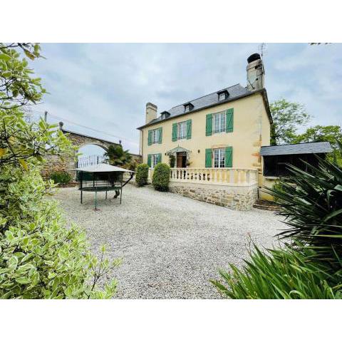 Gîte Laroin, 5 pièces, 6 personnes - FR-1-384-811