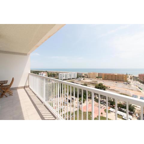 Global Properties, Apartamento con terraza y vistas al mar