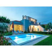 Gorgeous Villa in Vrsi with Swimming Pool