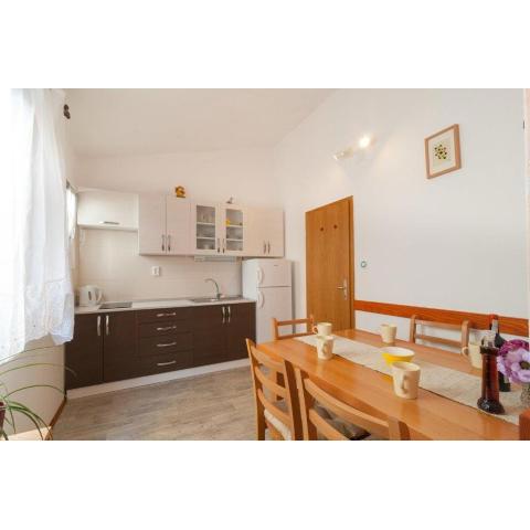 Great 3bedroom family apartment Podstrana