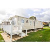 Great 8 Berth Caravan For Hire At Haven Hopton In Norfolk Ref 80035t