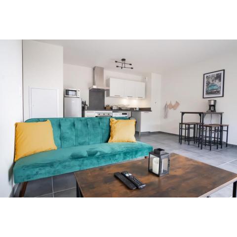 GuestReady - Blue surprise near the city centre