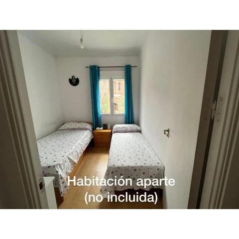 habitación matrimonial en piso compartido en el centro de Madrid