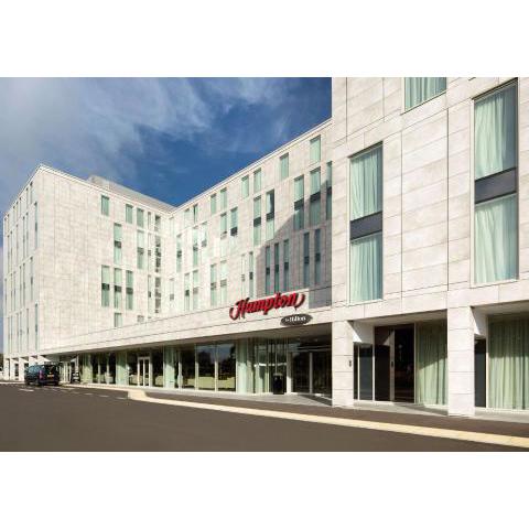 Hampton By Hilton London Stansted Airport