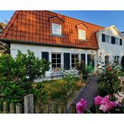 Haus mit 110qm und Garten 150m zum Wasser