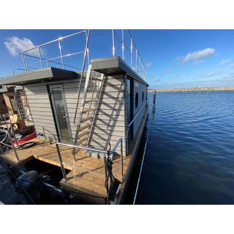 Hausboot Fjord Baltica mit Dachterrasse in Barth