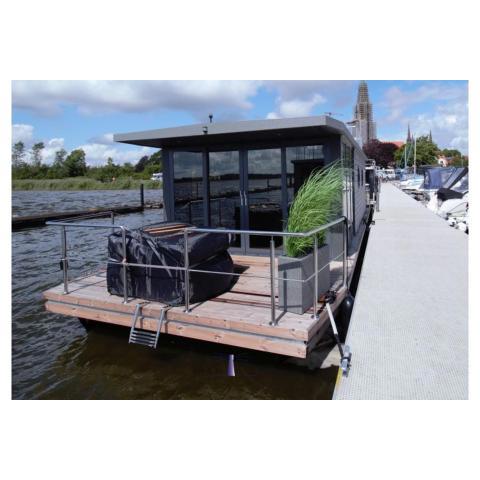 Hausboot Fjord Dory mit Biosauna in Schleswig