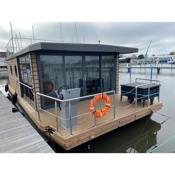 Hausboot Fjord Vineta mit Biosauna in Barth