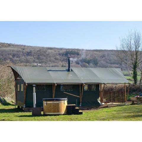 Hebog Glamping Lodge