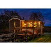 Hillside View Shepherds Hut - Ockeridge Rural Retreats