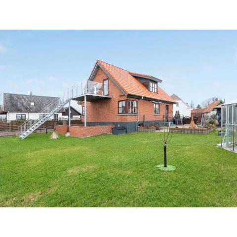 Holiday Home Amely - 500m from the sea in NE Jutland by Interhome