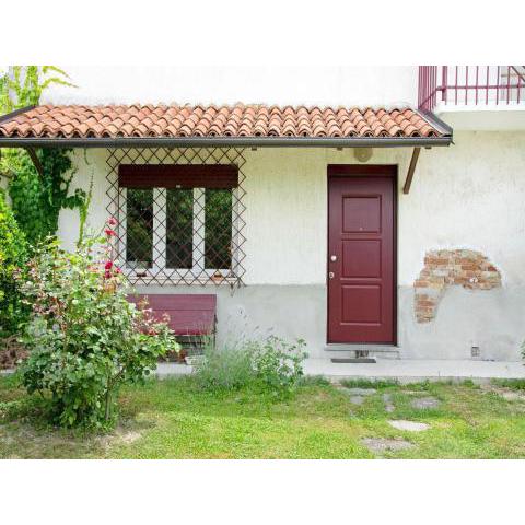 Holiday home in Asti with a lovely hill view from the garden