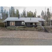 Holiday Home Lomaylläs f79 -palovaarankaarre 18b by Interhome