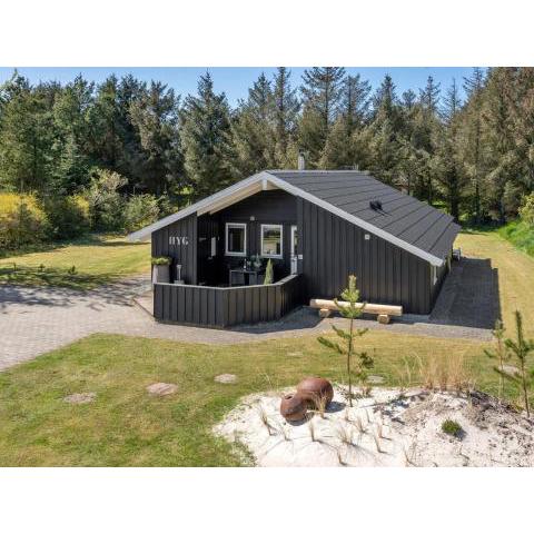 Holiday Home Lovisa - 500m from the sea in NW Jutland by Interhome