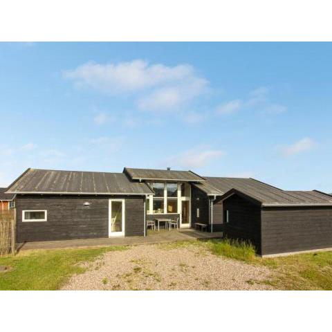 Holiday Home Preben - 500m from the sea in NW Jutland by Interhome