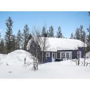 Holiday Home Sininen maja by Interhome