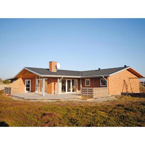 Holiday Home Sorella - 800m from the sea in Western Jutland by Interhome