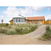 Holiday Home Thrond - 200m from the sea in Western Jutland by Interhome