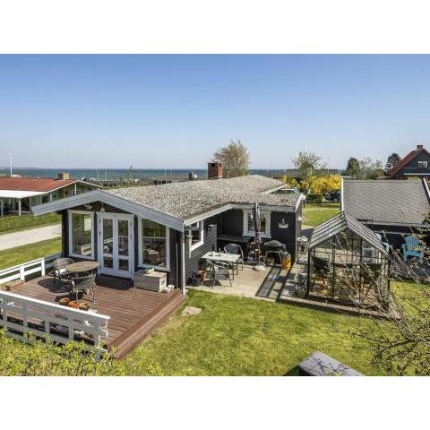 Holiday Home Ylvie - 150m from the sea in Funen by Interhome