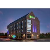 Holiday Inn Express Cambridge West - Cambourne, an IHG Hotel