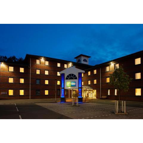 Holiday Inn Express Droitwich Spa, an IHG Hotel