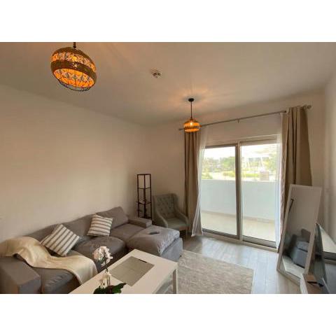 Home-like modern 1 bedroom apartment SeaWorld view