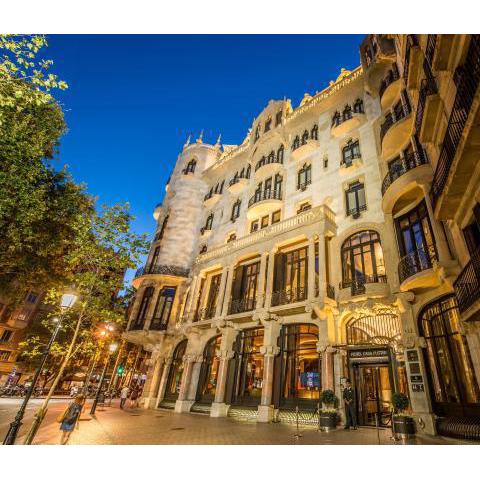 Hotel Casa Fuster G.L Monumento