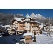 Hotel Chalet Sas Morin