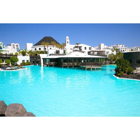 Hotel LIVVO Volcán Lanzarote